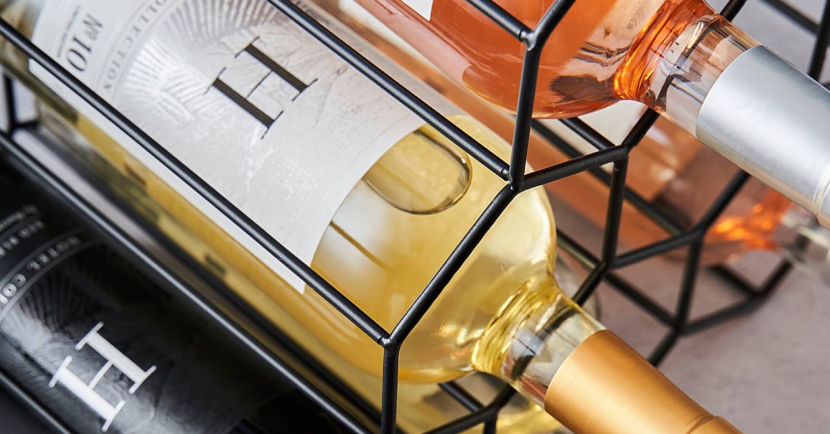 Red vs. White Wines: What Are the Differences?