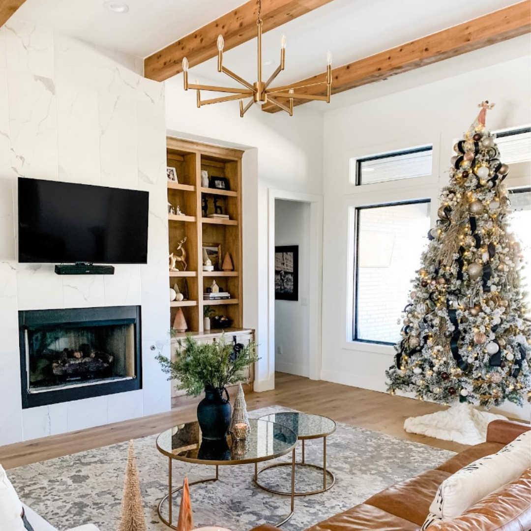 Hotel-Inspired Gifts for Everyone on Your List | Candles, Reeds, Room Sprays, & Scent Diffusers
